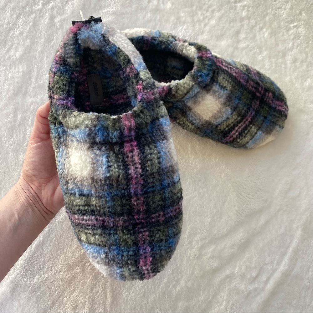 Skims Slippers Multi Plaid Fleece Size 38 (7-7.5) Sleep Cozy Blue Pink Gray